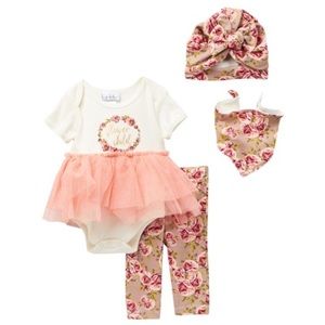 Designer Nicole Miller 6-9m legging, hat & bib set